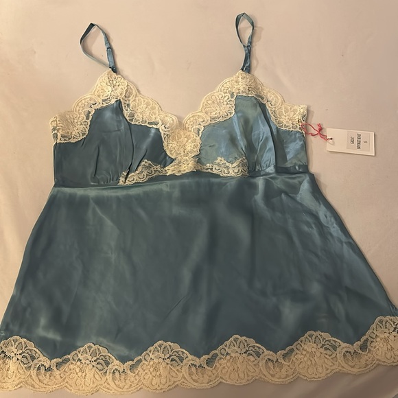 Gold Hawk cami - Picture 2 of 6